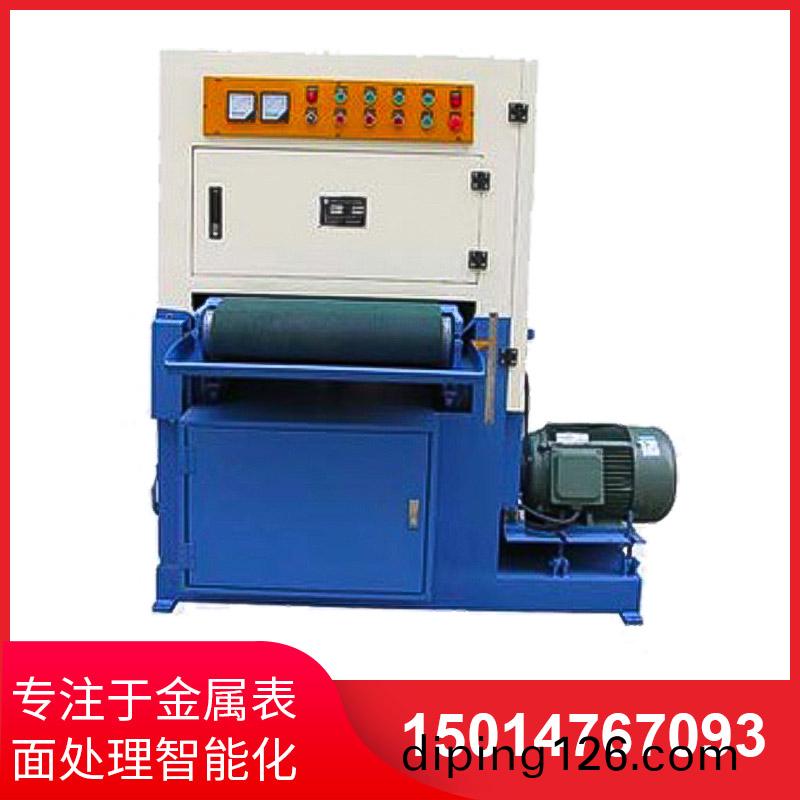 600寬闆(ban)材(cai)拉絲(si)機