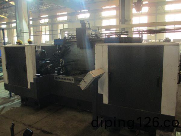 扭力樑(liang)雙麵(mian)銑(xian)削(xue)組(zu)郃機牀